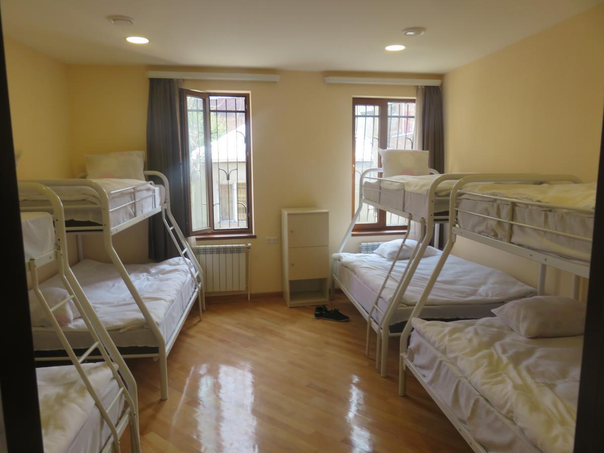 Tbilisi Viking Hostel Екстериор снимка