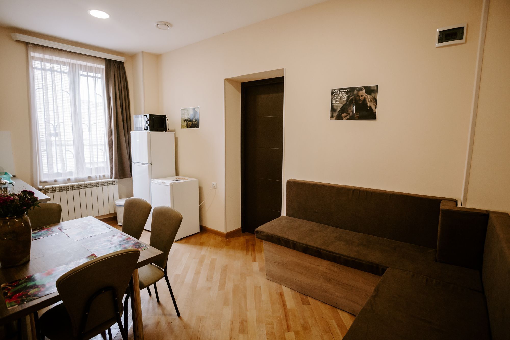 Tbilisi Viking Hostel Екстериор снимка